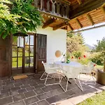 Alpine Boutique With Sauna Near Salzburg 度假居 *